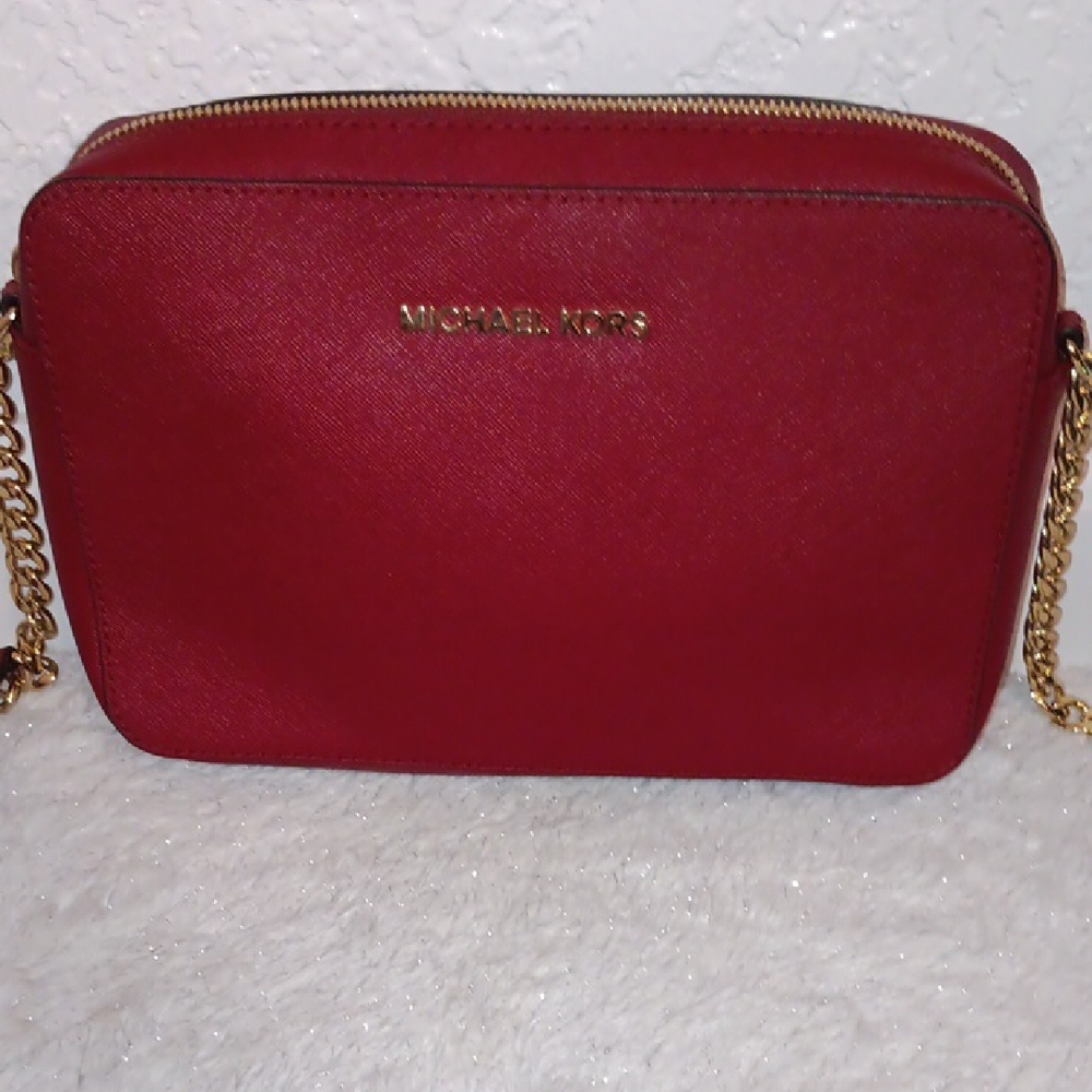 Michael Kors Preloved Red Crossbody with Gold Chain. Very Good Used Condition